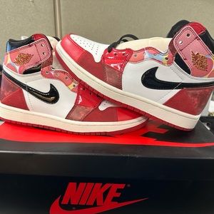 Jordan 1 Stash Utility “Spider Verse”